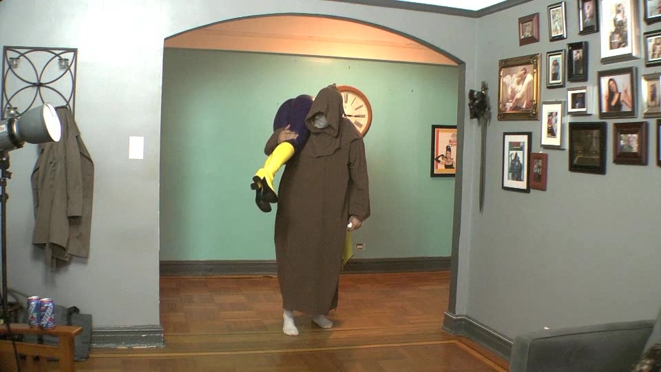 lohceinyll1.jpg