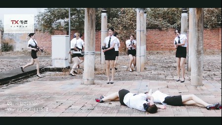 tjc5pr22ef5.jpg