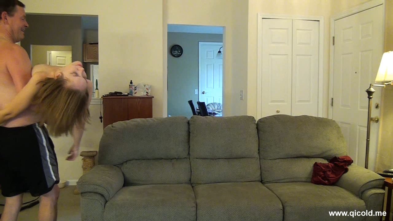 h2p4ruzmmd5.jpg