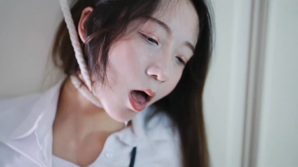 211906x77qa7ai69ydttso.jpg